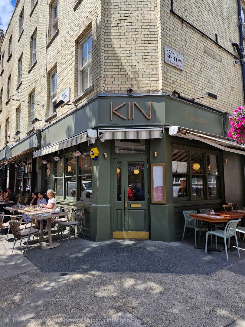 KIN Cafe specialty coffee shop in London - photo 5