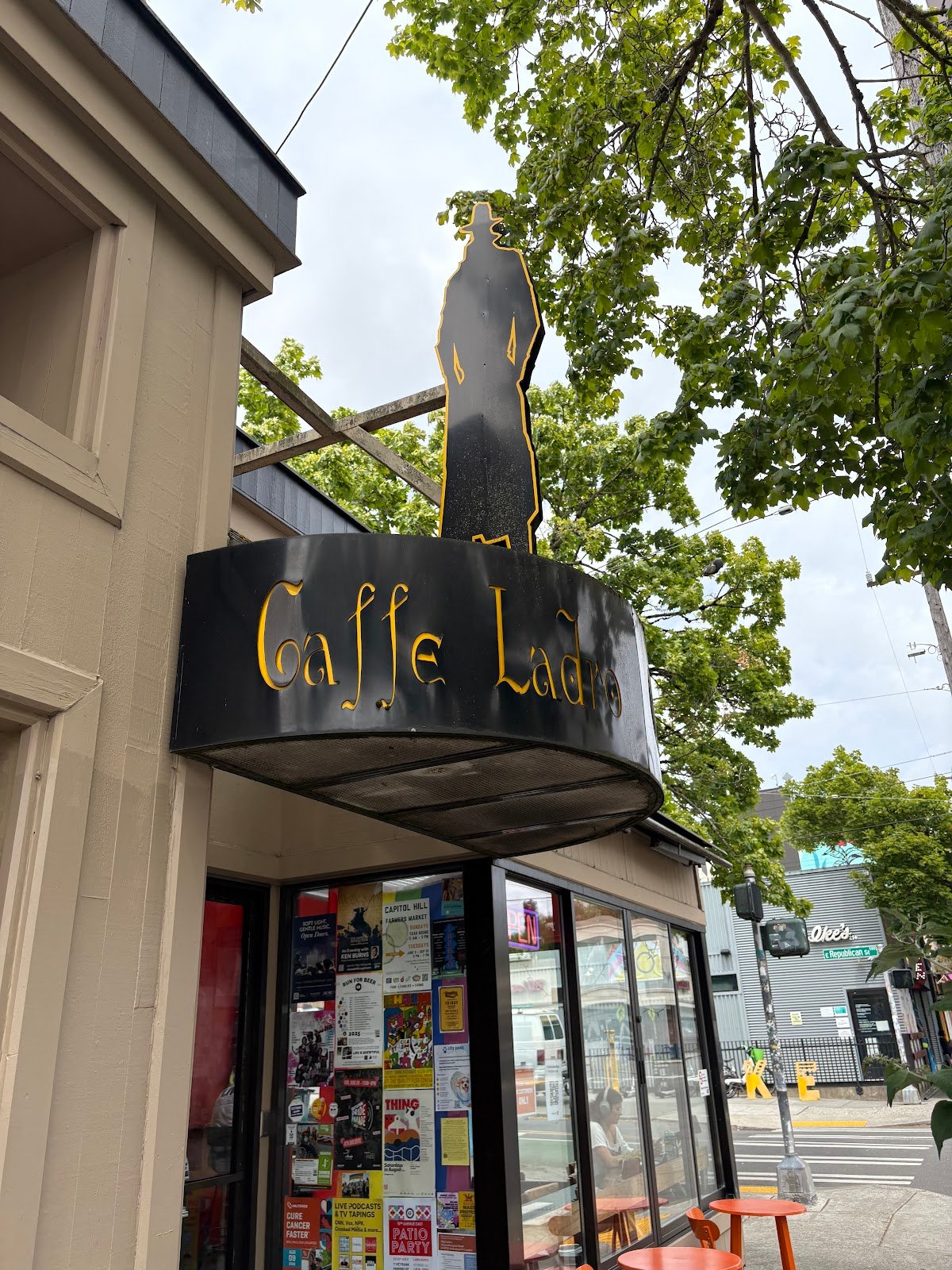 Caffe Ladro - Capitol Hill specialty coffee shop in Seattle - photo 7