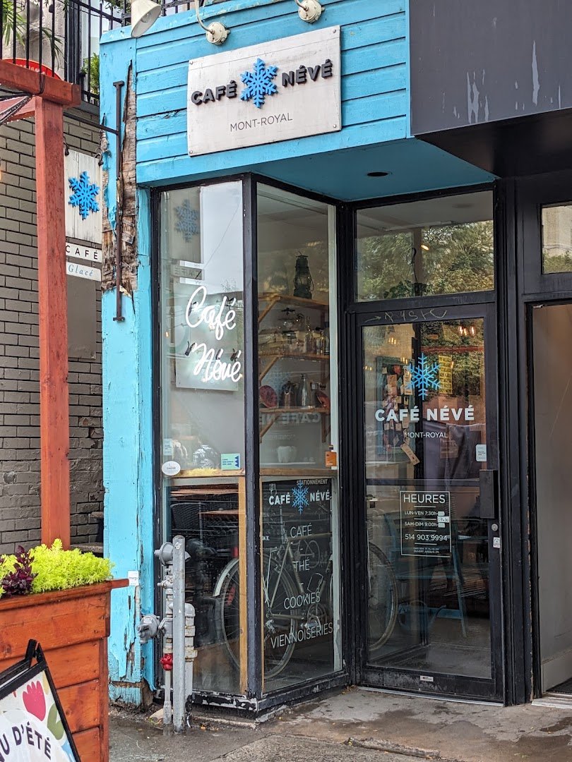 Storefront of Café Névé, specialty coffee shop in Montreal