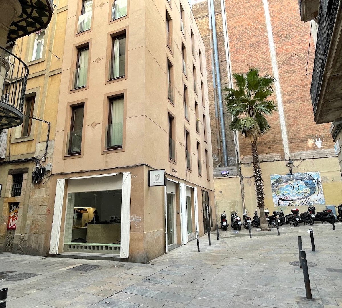Synchro Station specialty coffee shop in Barcelona - photo 6