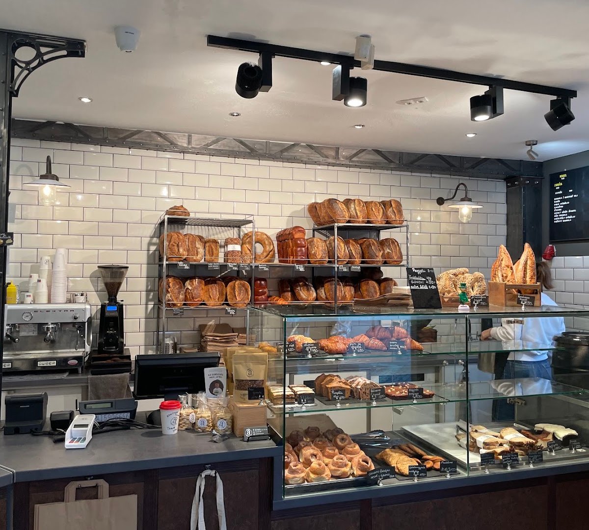 arán bakery - móricz specialty coffee shop in Budapest - photo 3