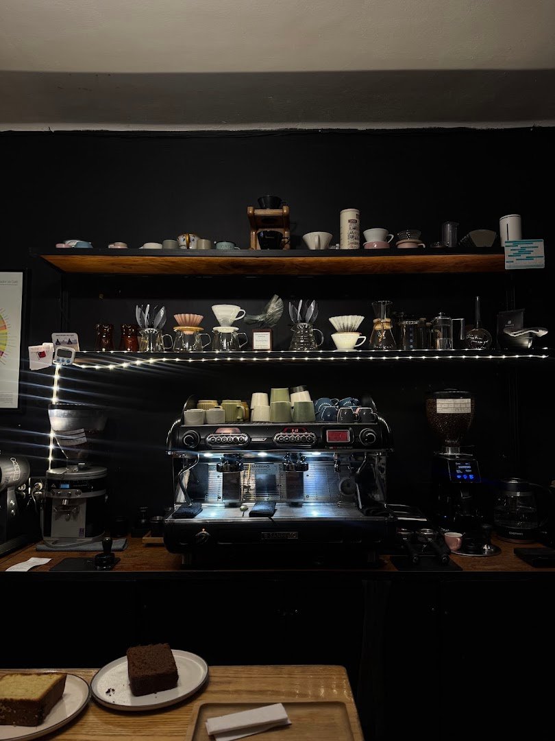 Interior of Café Memorias de un Barista, specialty coffee shop in Mexico City