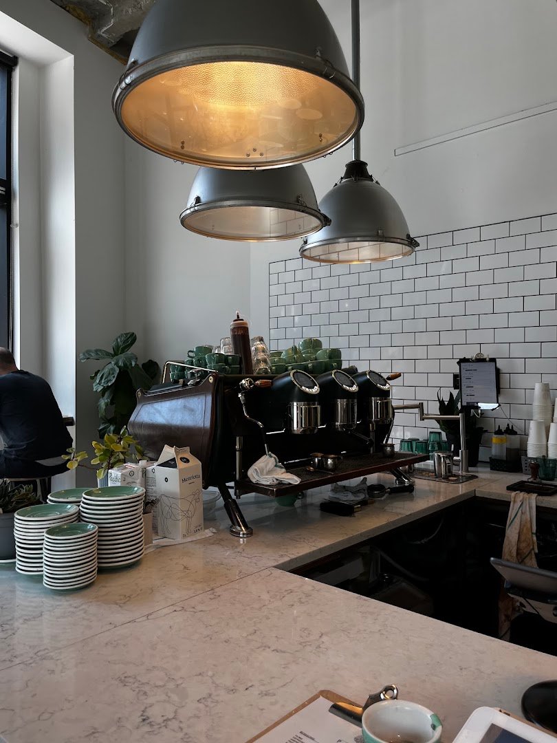 Interior of Pikolo Espresso Bar, specialty coffee shop in Montreal