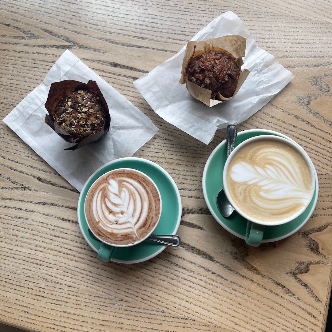 Coffee at Pikolo Espresso Bar, specialty coffee shop in Montreal