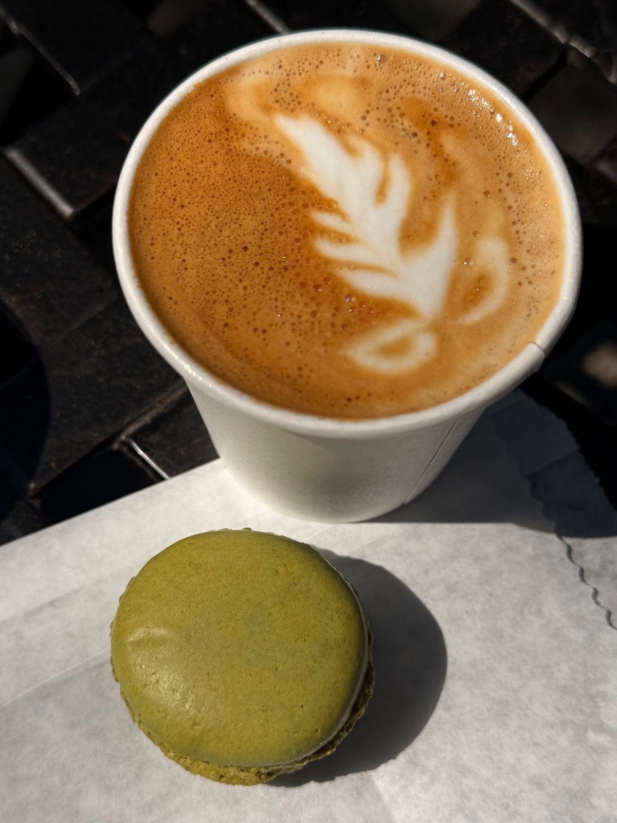 Floyd's Coffeehouse and Wine Bar specialty coffee shop in Portland - photo 5