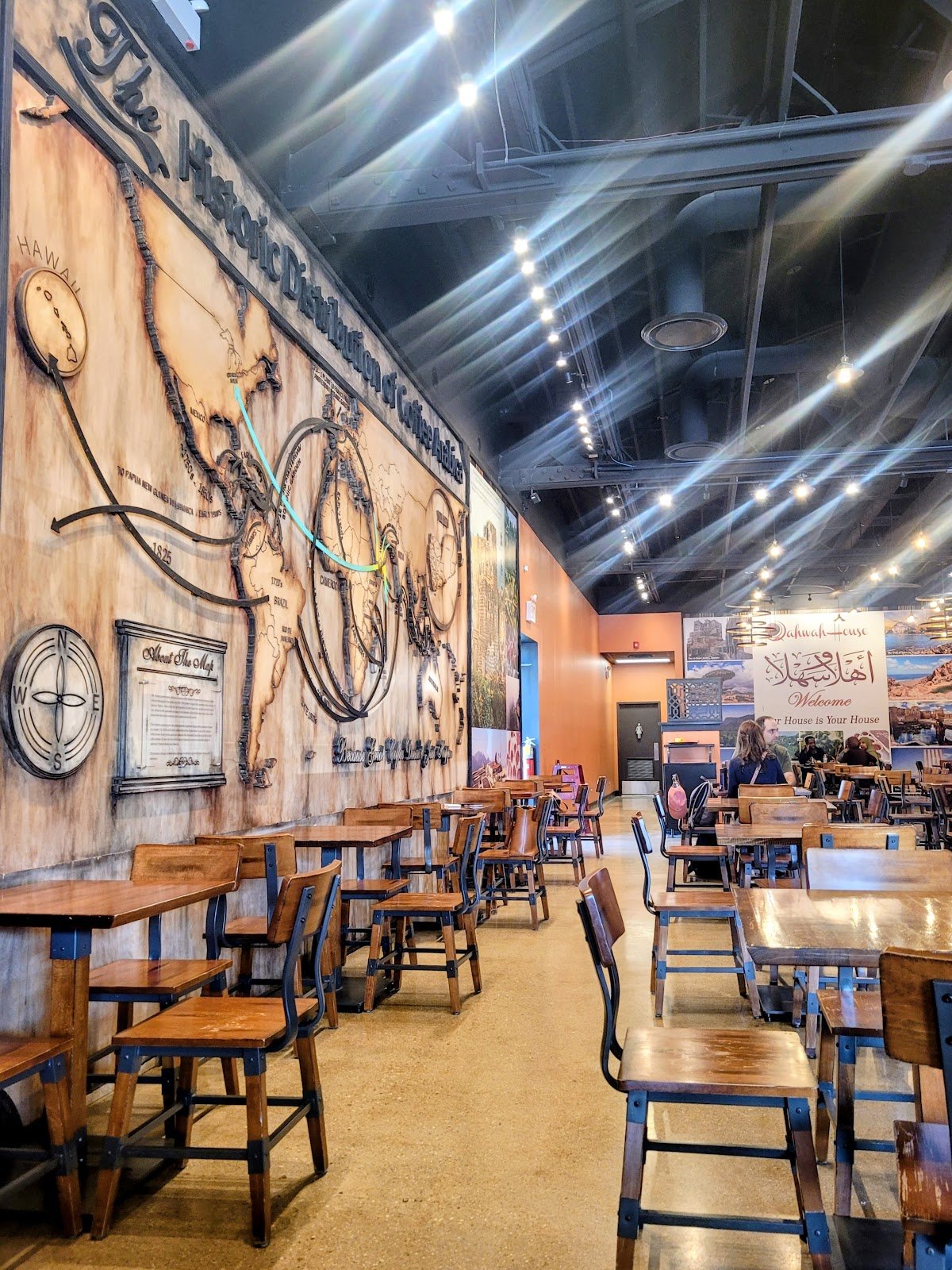 Qahwah House Coffee - Skokie specialty coffee shop in Chicago - photo 3