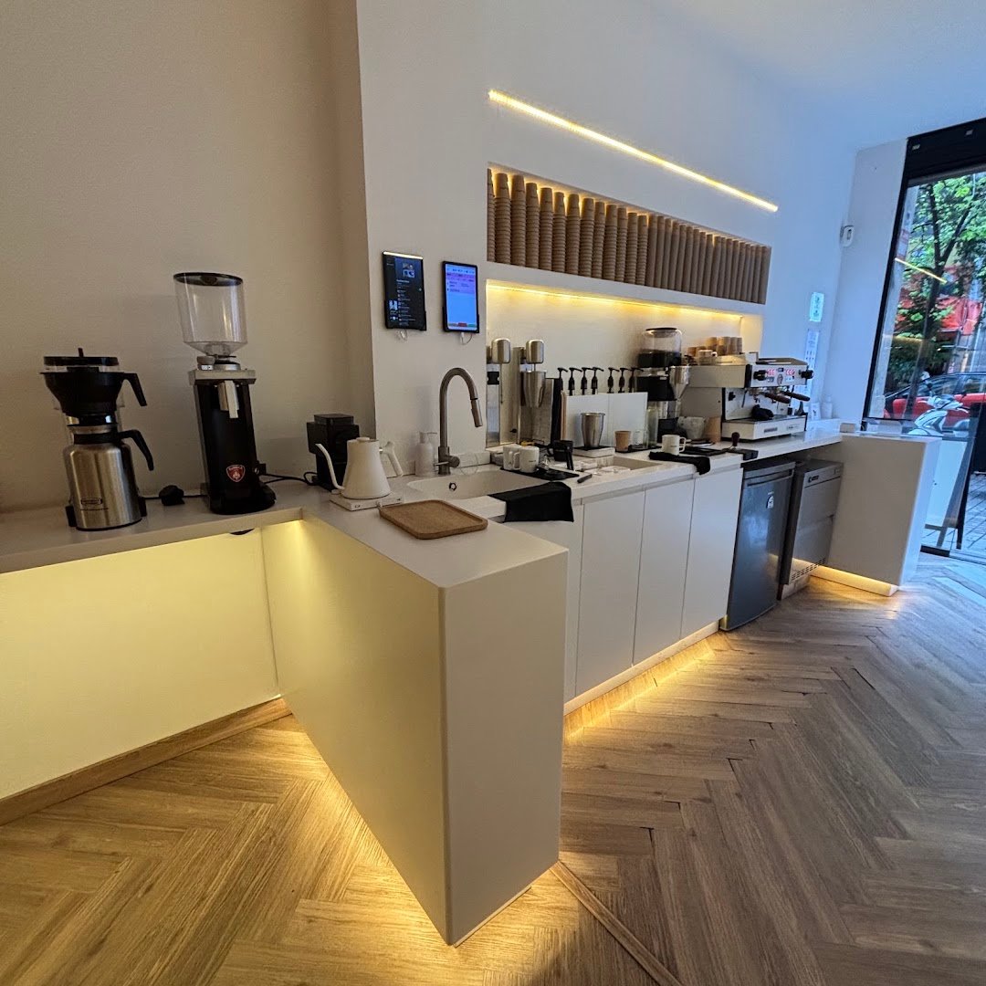 The Coffee specialty coffee shop in Barcelona - photo 4