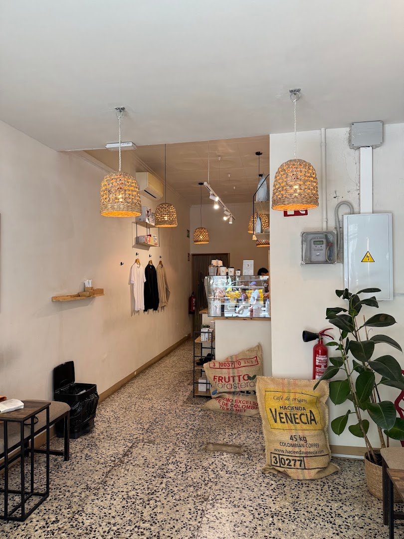 Nora Coffee specialty coffee shop in Barcelona - photo 9