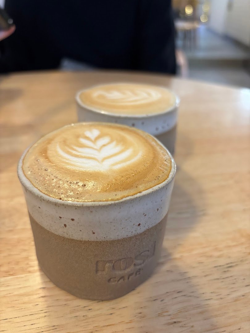 Coffee at Rosi. Café & more | specialty coffee roasters | brunches & pastries, specialty coffee shop in Porto