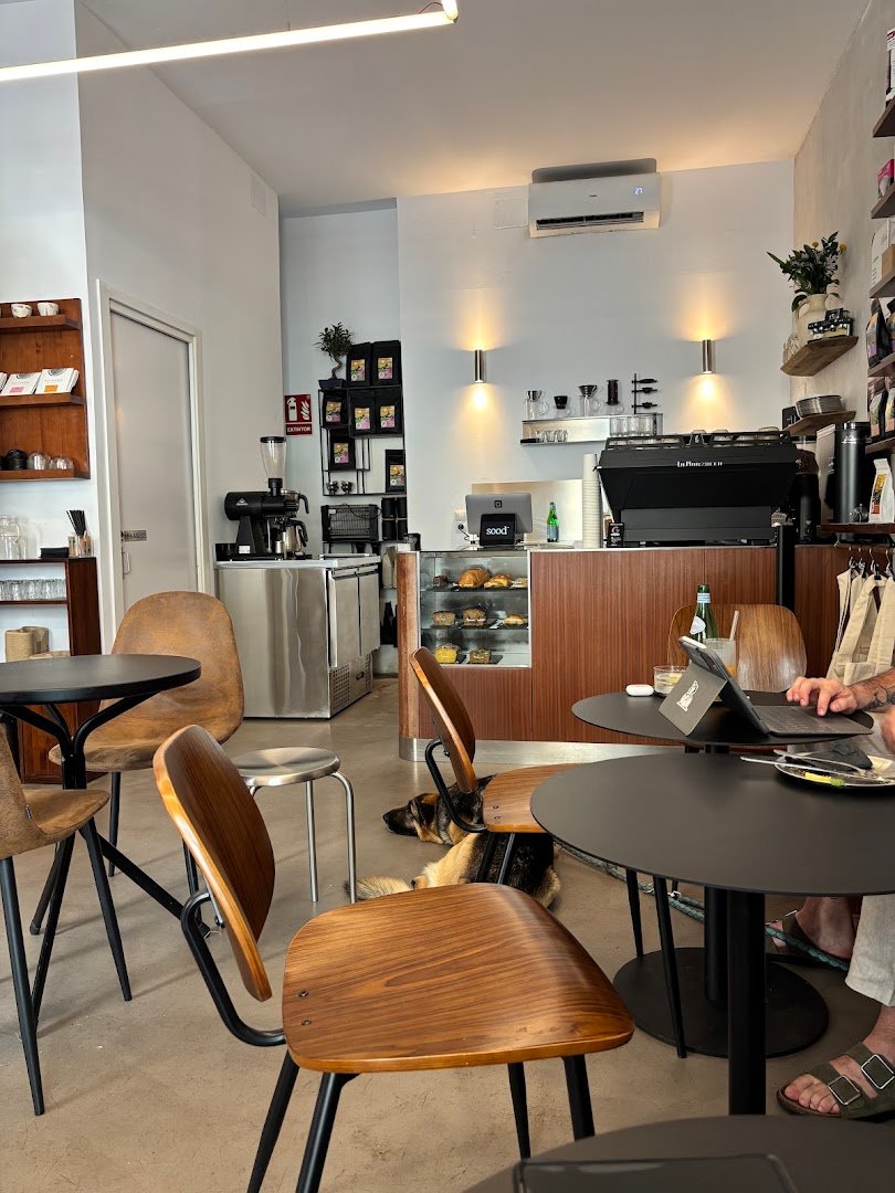 Sood Coffee (Café de especialidad / Specialty Coffee) specialty coffee shop in Madrid - photo 3