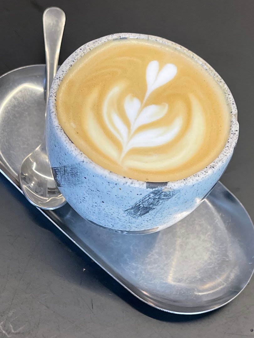 Sood Coffee (Café de especialidad / Specialty Coffee) specialty coffee shop in Madrid - photo 6