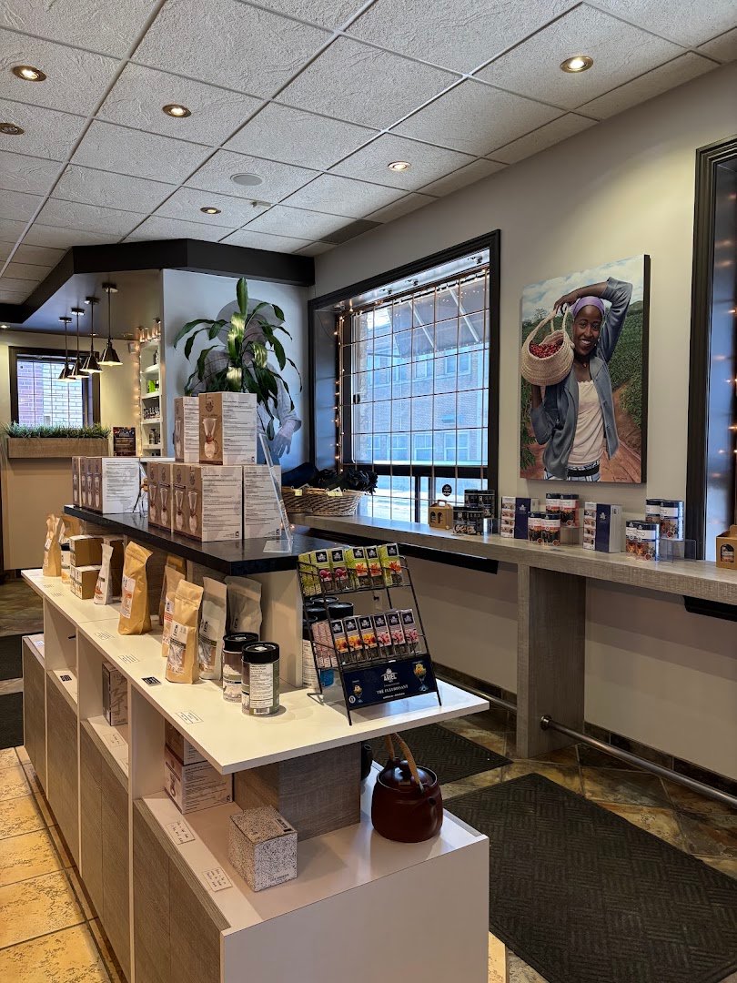 Interior of Terra Café et Thé, specialty coffee shop in Montreal