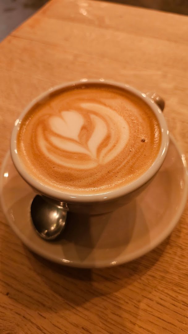 Coffee at No i Co, specialty coffee shop in Warsaw