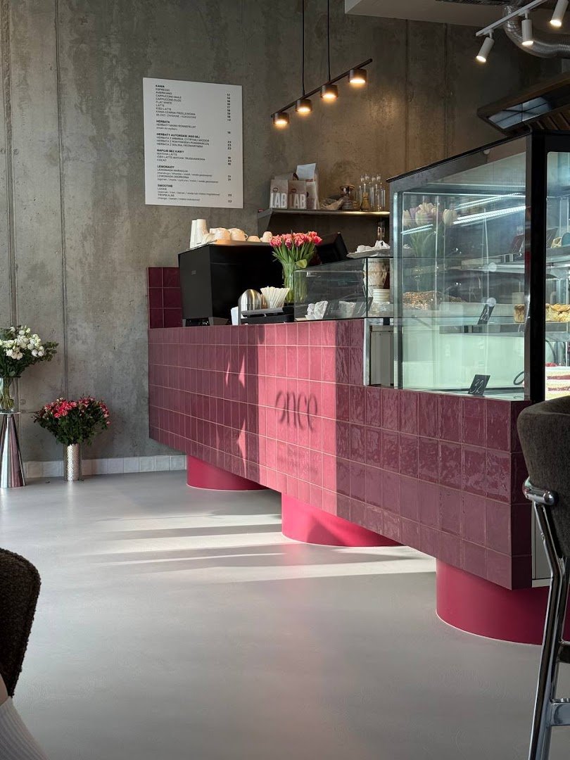 Interior of Once Kawiarnia i Śniadania, specialty coffee shop in Warsaw