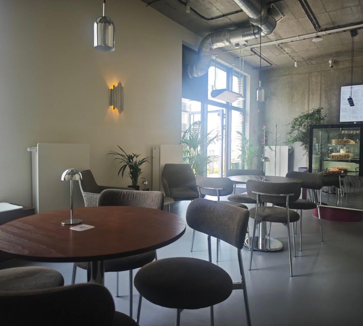 Interior of Once Kawiarnia i Śniadania, specialty coffee shop in Warsaw