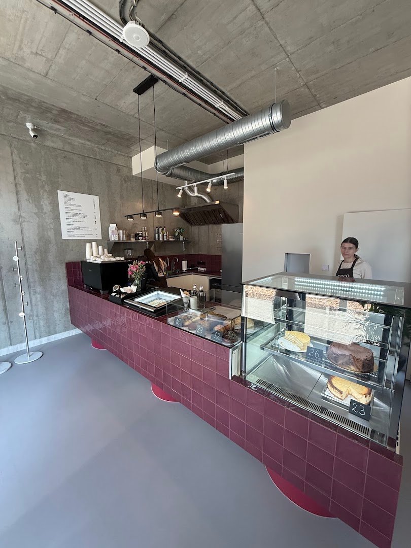 Interior of Once Kawiarnia i Śniadania, specialty coffee shop in Warsaw