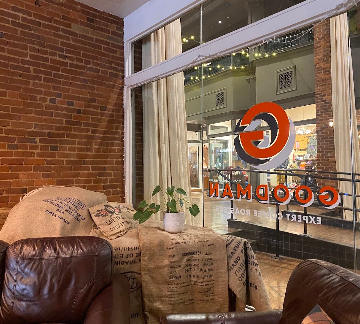 Goodman Coffee Roasters- Warehouse Row specialty coffee shop in Chattanooga - photo 4