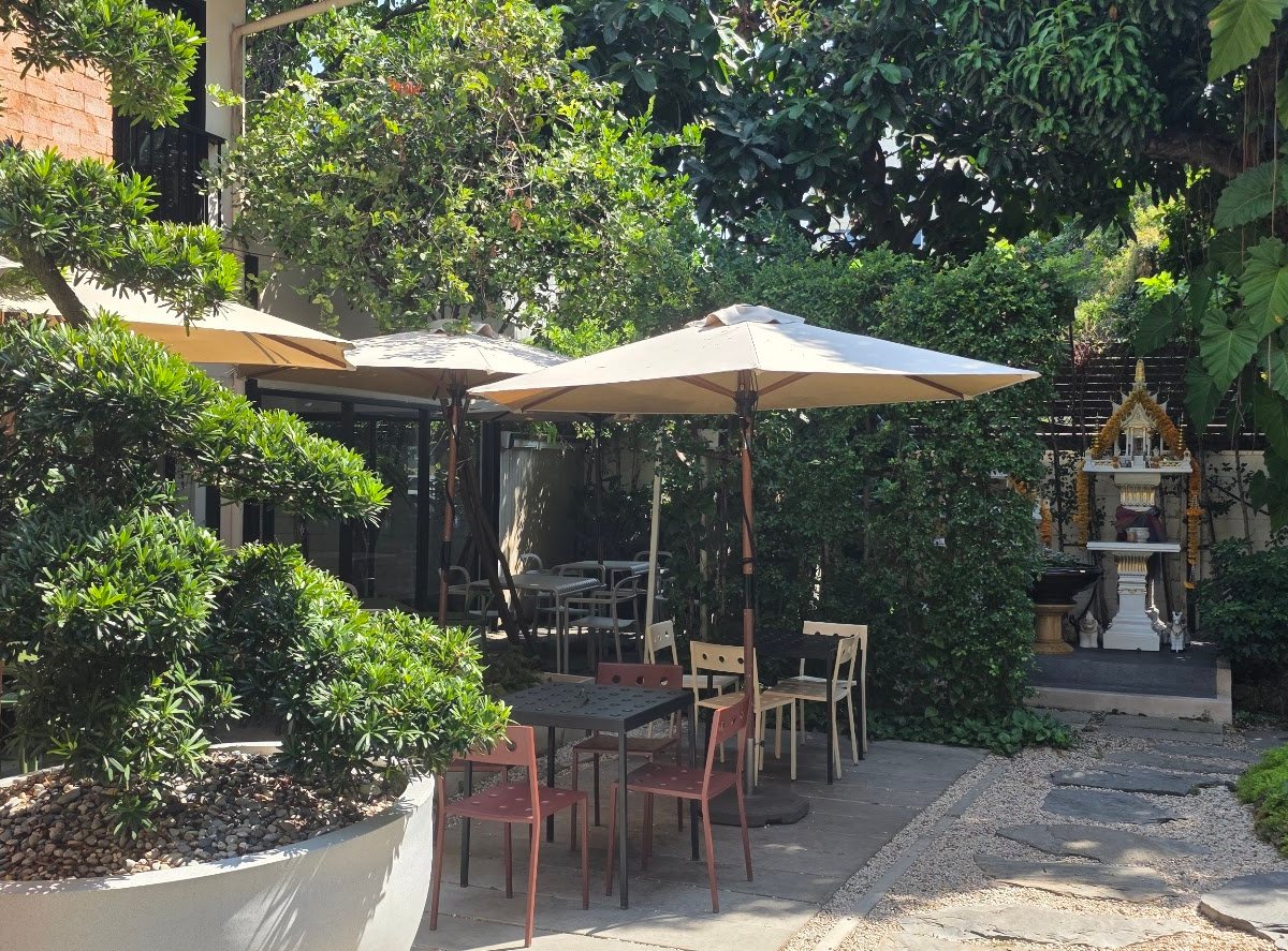 NANA Coffee Roasters Ari specialty coffee shop in Bangkok - photo 8
