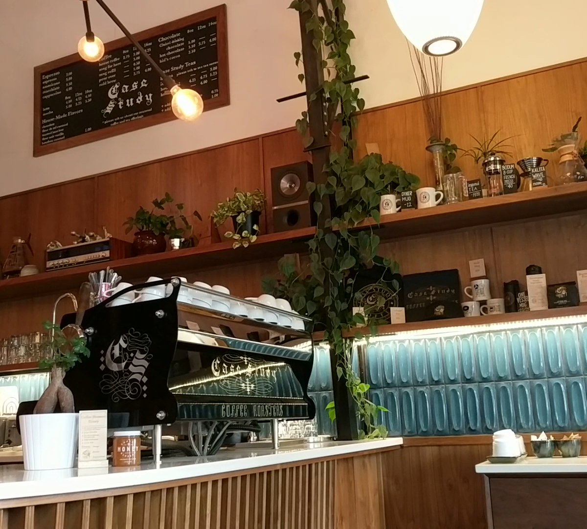 Case Study Coffee Roasters specialty coffee shop in Portland - photo 15
