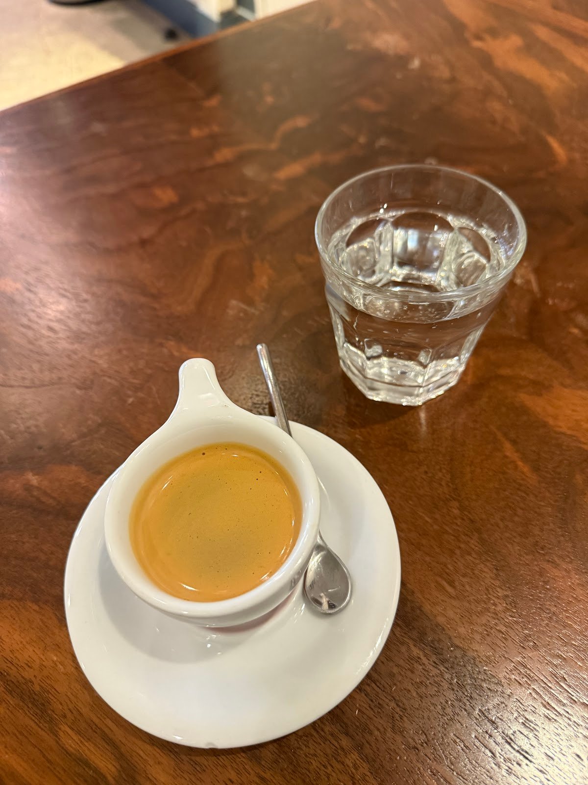 Intelligentsia specialty coffee shop in Chicago - photo 5