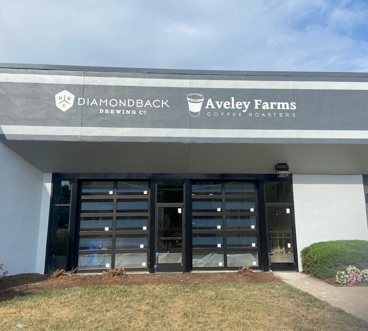 Aveley Farms Coffee Roasters - The Roastery specialty coffee shop in Baltimore - photo 5