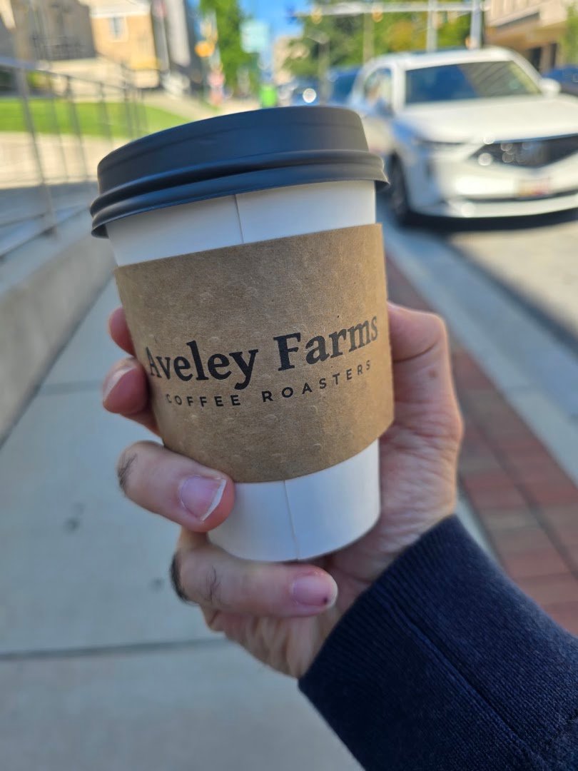 Aveley Farms Coffee Roasters - The Roastery specialty coffee shop in Baltimore - photo 7