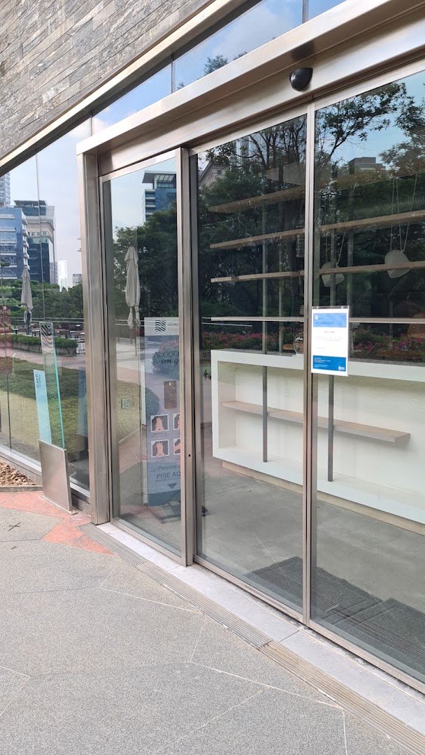Storefront of Suplicy Cafés Especiais - Loja Pequetita, specialty coffee shop in São Paulo