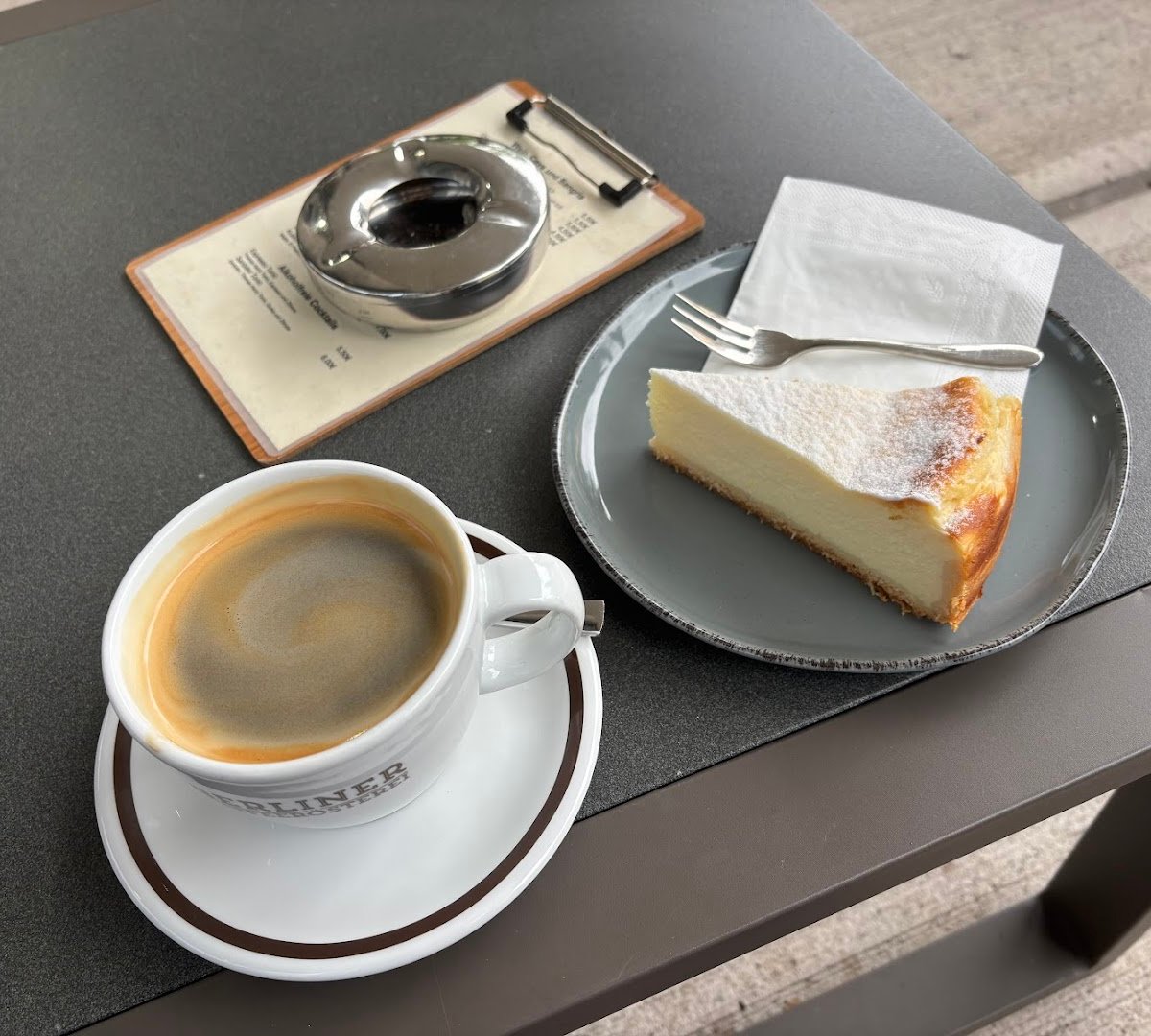 Berliner Kaffeerösterei specialty coffee shop in Berlin - photo 7