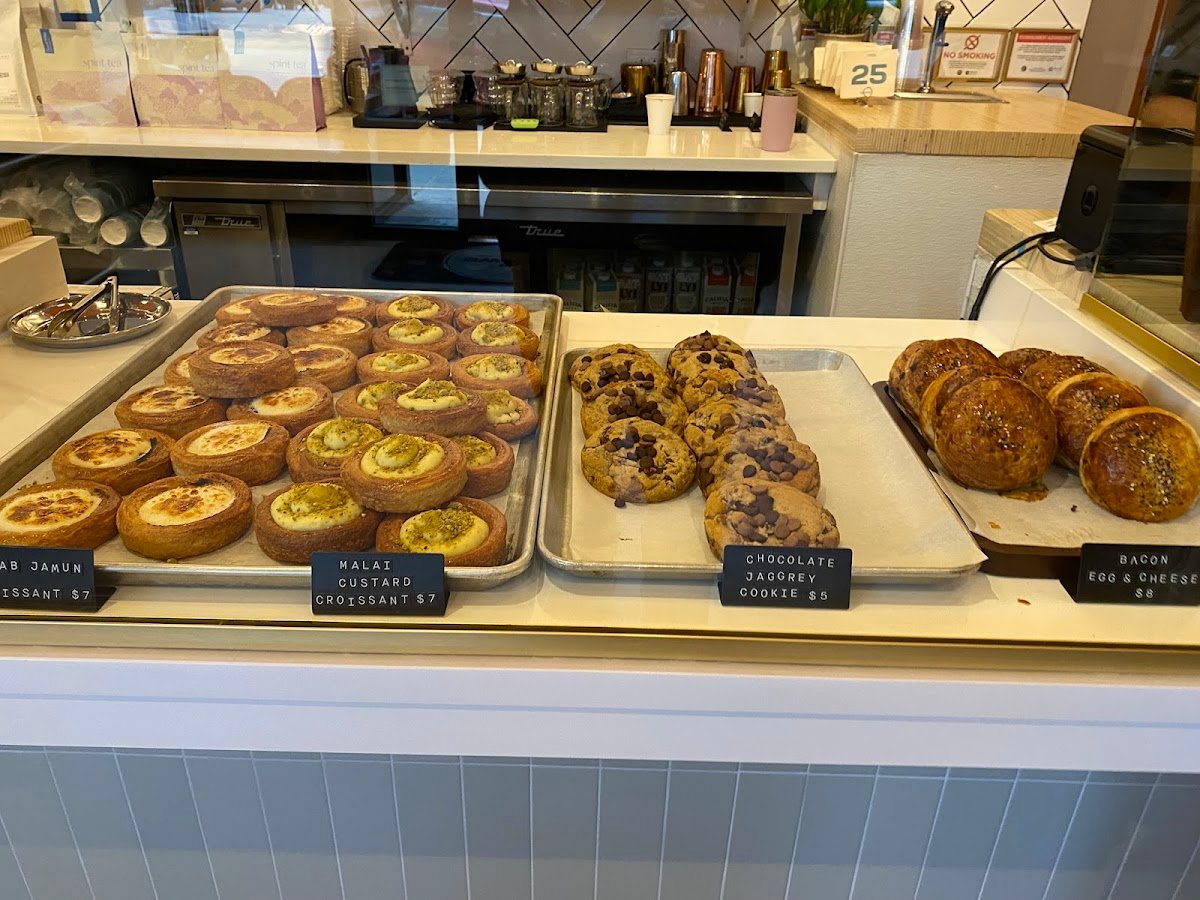 Swadesi Cafe specialty coffee shop in Chicago - photo 7