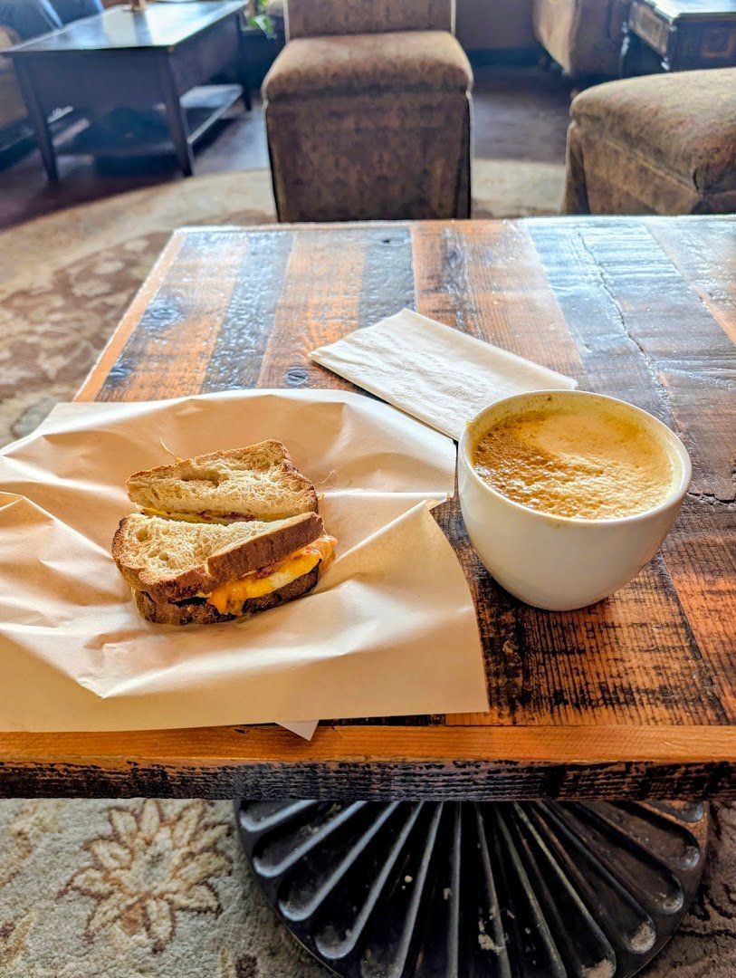 Alchemist Coffee Overland specialty coffee shop in Boise - photo 5