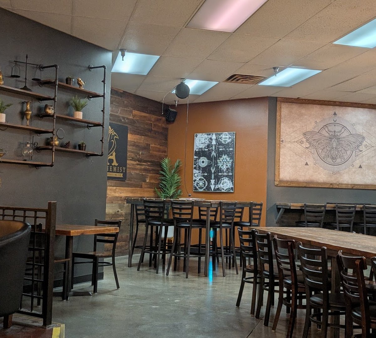 Alchemist Coffee Overland specialty coffee shop in Boise - photo 9