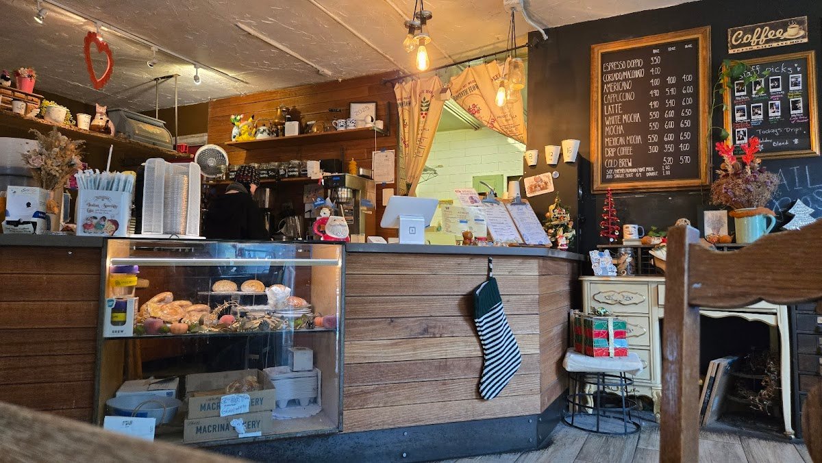 Ugly Mug Cafe specialty coffee shop in Seattle - photo 3