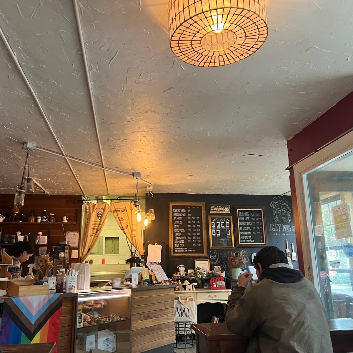 Ugly Mug Cafe specialty coffee shop in Seattle - photo 6