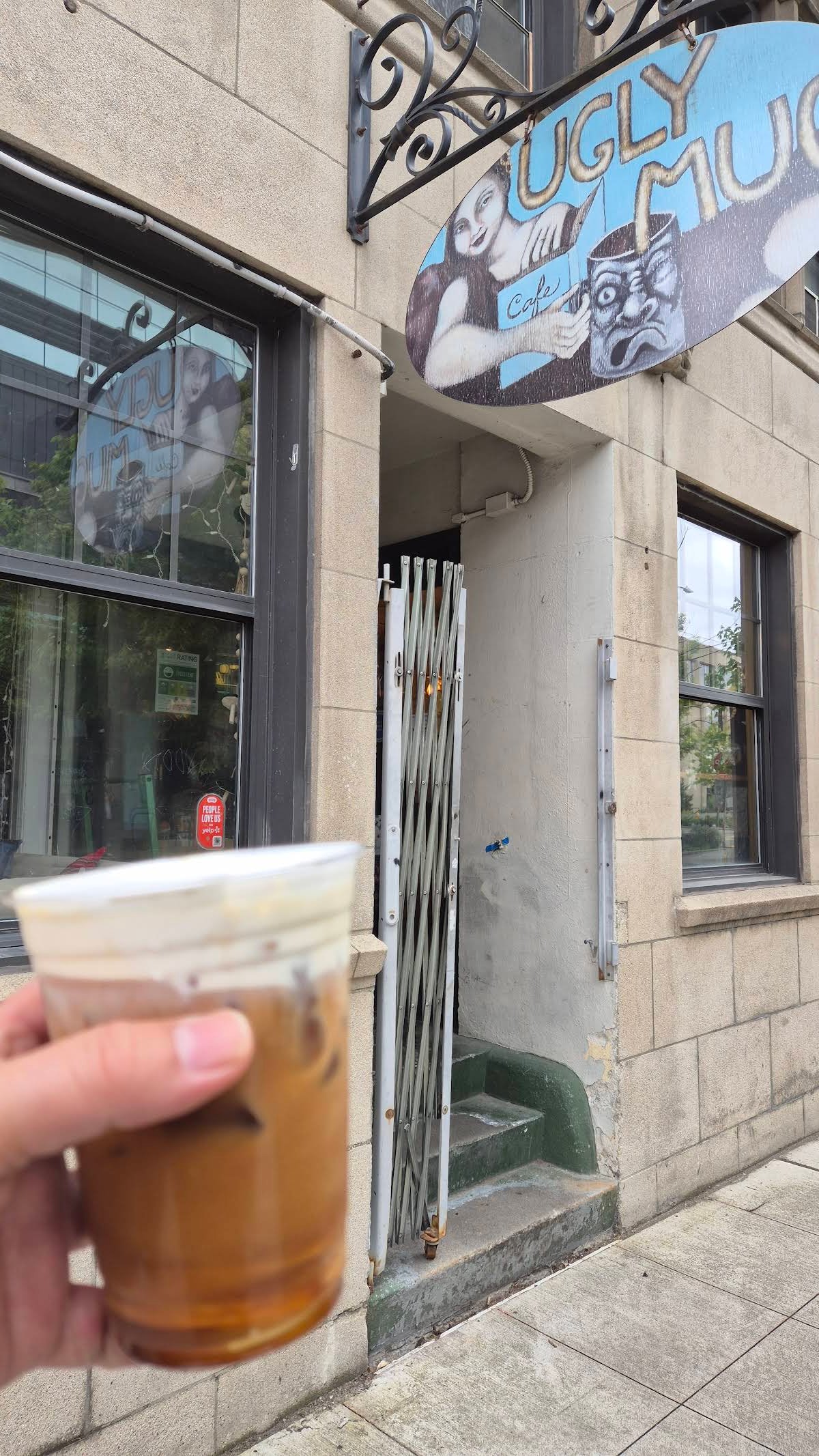 Ugly Mug Cafe specialty coffee shop in Seattle - photo 7