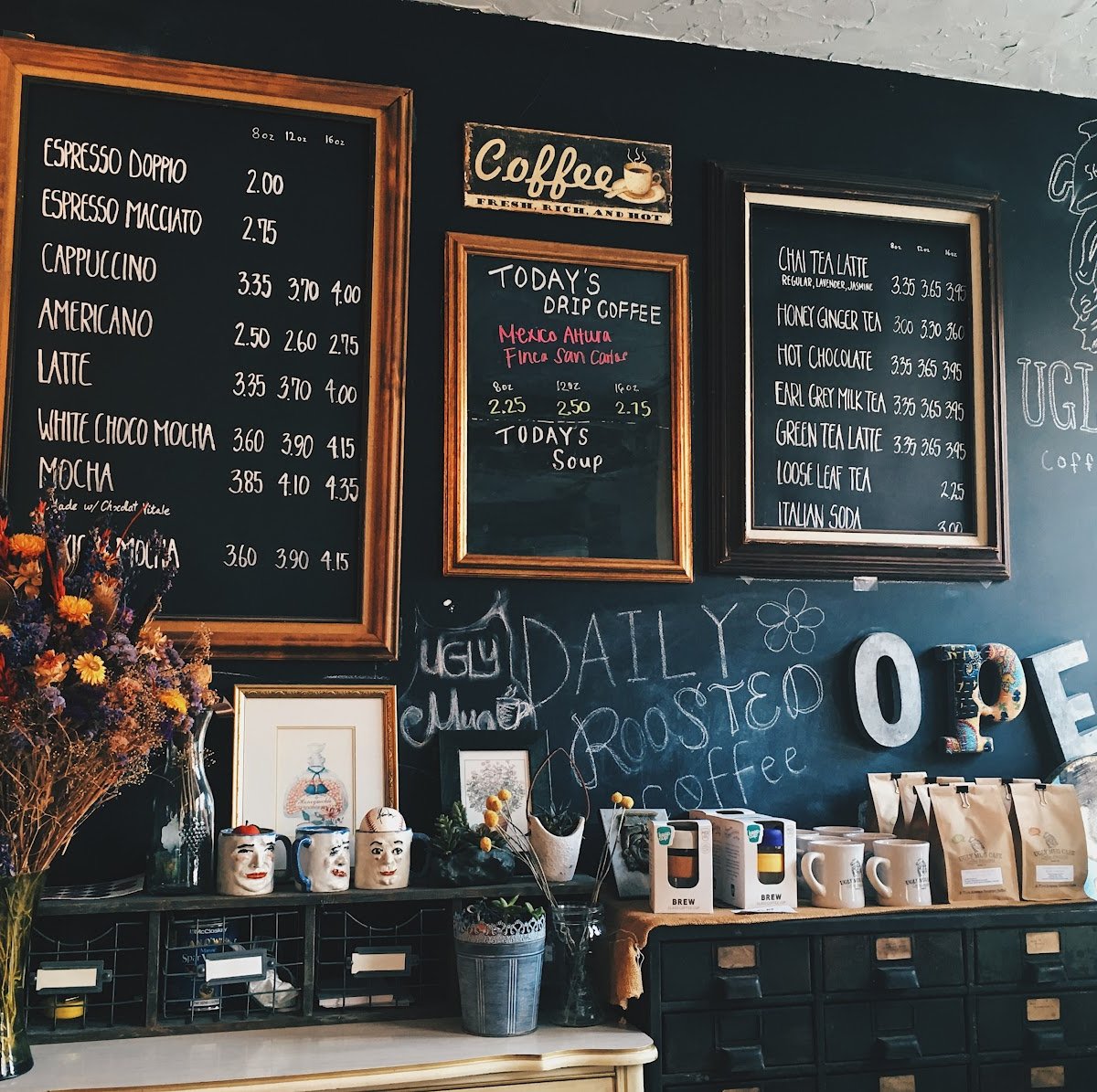 Ugly Mug Cafe specialty coffee shop in Seattle - photo 8