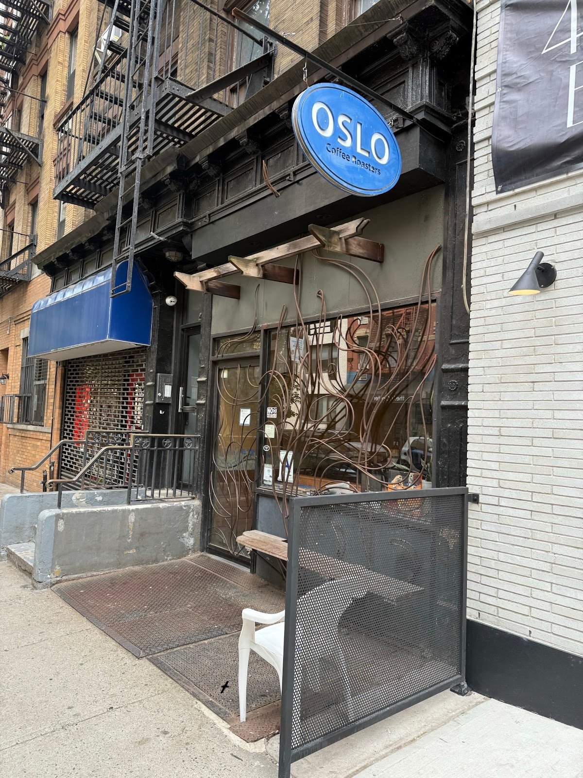 Oslo Coffee Roasters specialty coffee shop in New York - photo 3