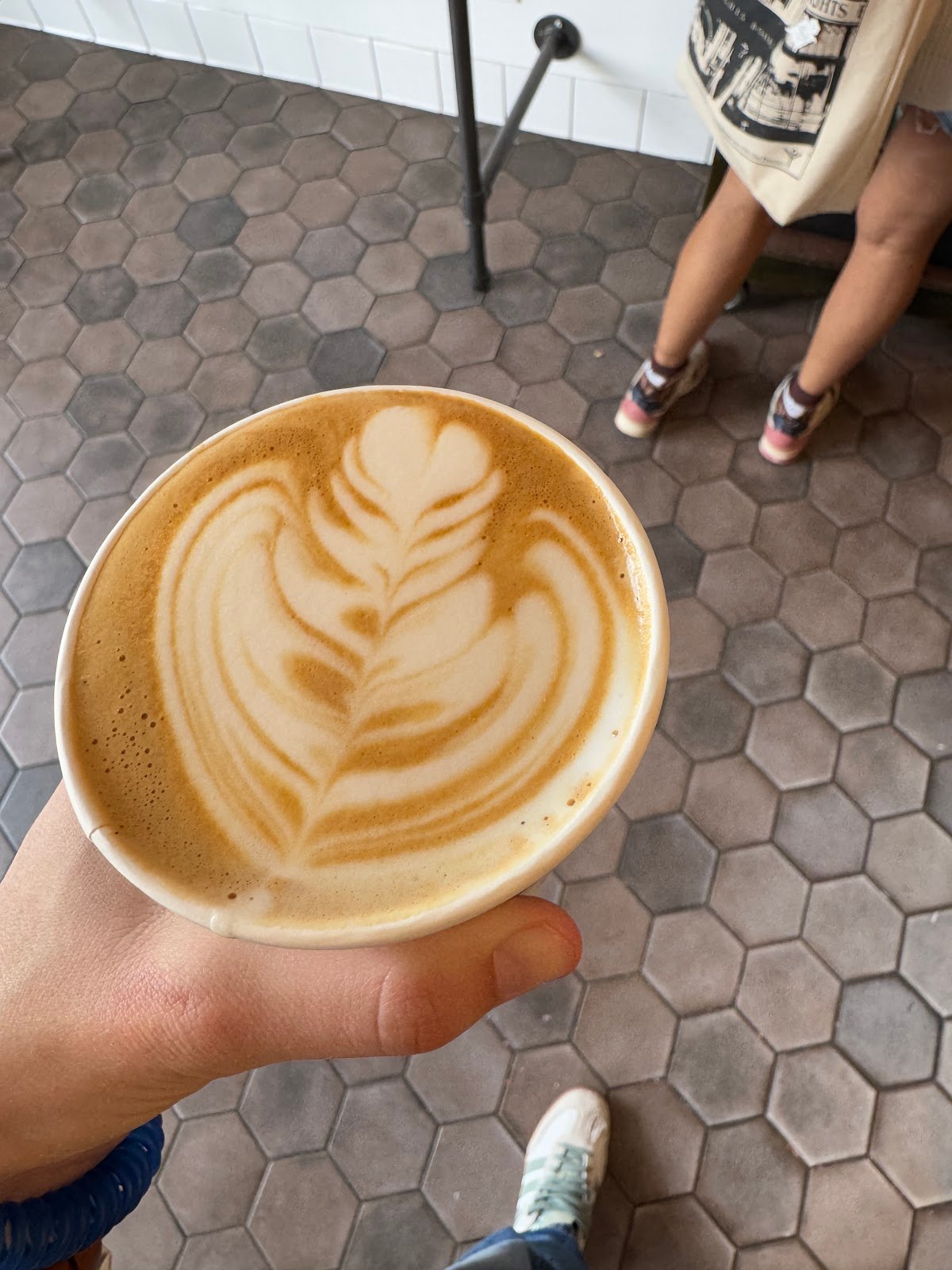 Menotti's Coffee Stop specialty coffee shop in Los Angeles - photo 6