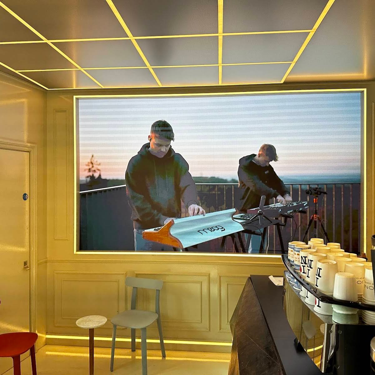 Castiglione specialty coffee shop in London - photo 17