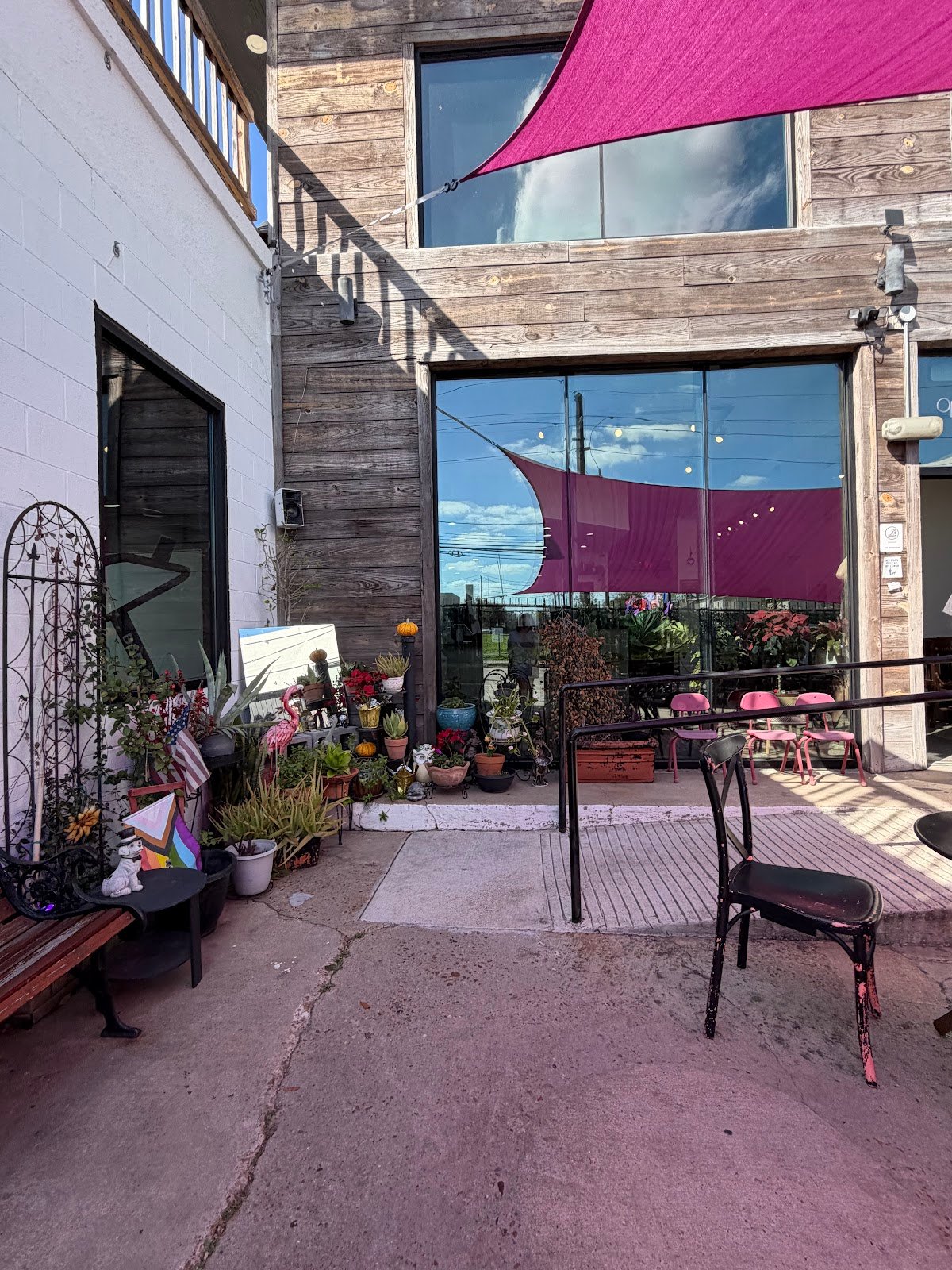 Native Coffee specialty coffee shop in Houston - photo 5