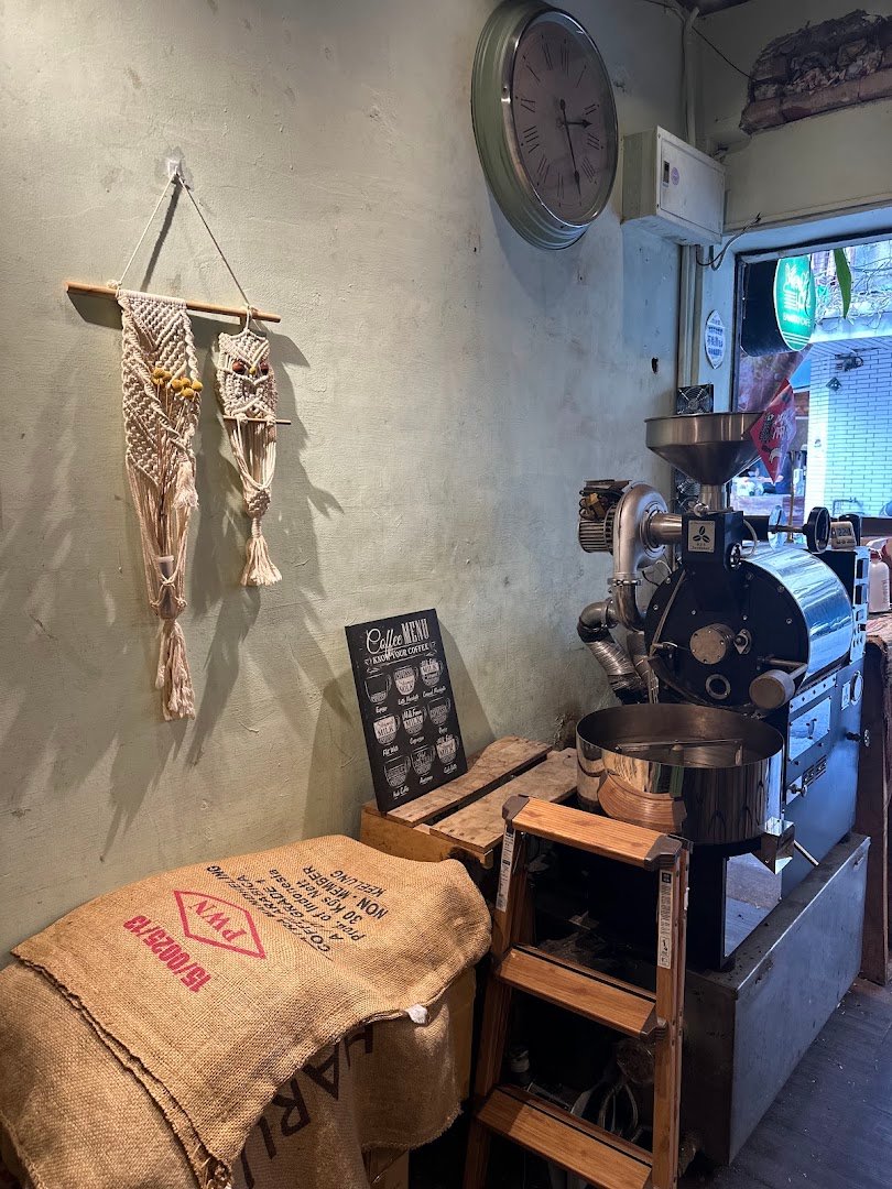 Bamboo cafe specialty coffee shop in Taipei - photo 9