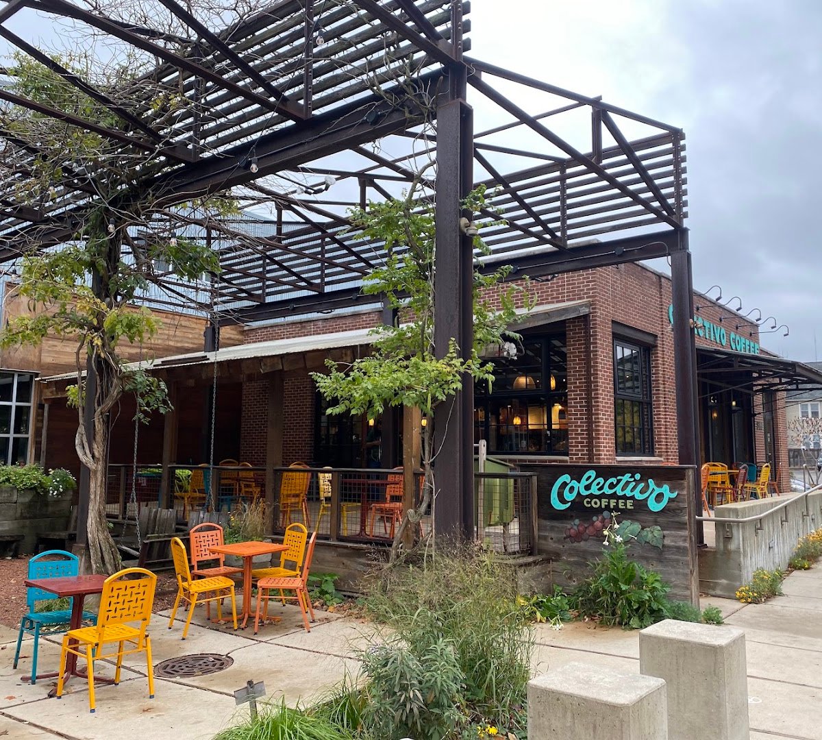 Storefront of Colectivo Coffee Humboldt Blvd., specialty coffee shop in Milwaukee