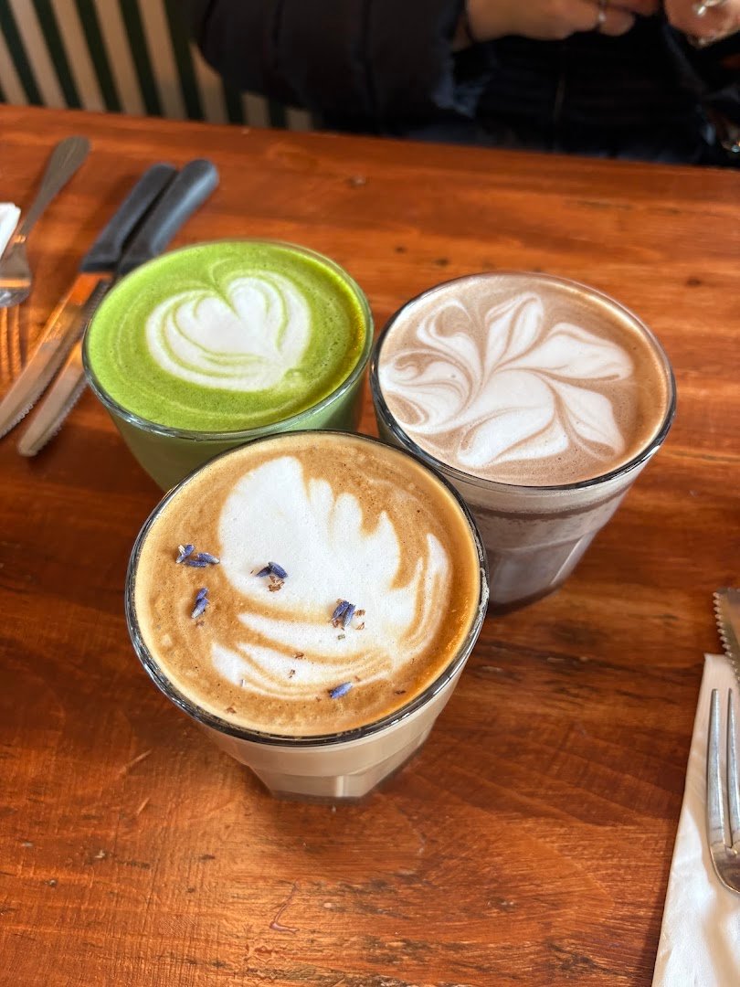 Coffee at Tommy Café, specialty coffee shop in Montreal