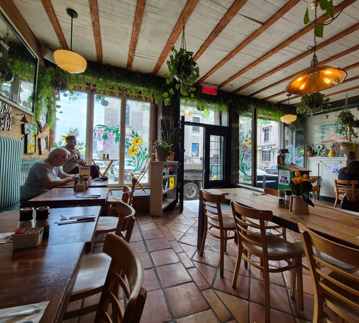 Interior of Tommy Café, specialty coffee shop in Montreal