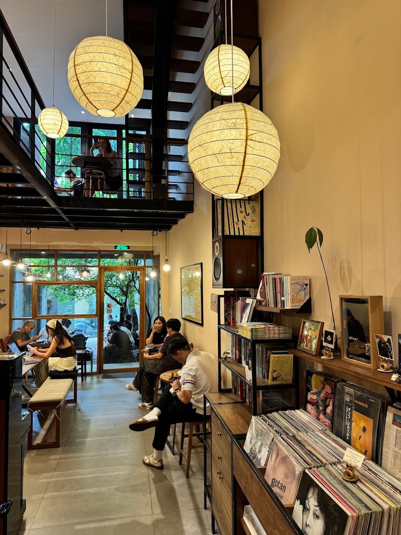 Café Slow specialty coffee shop in Ho Chi Minh City - photo 2