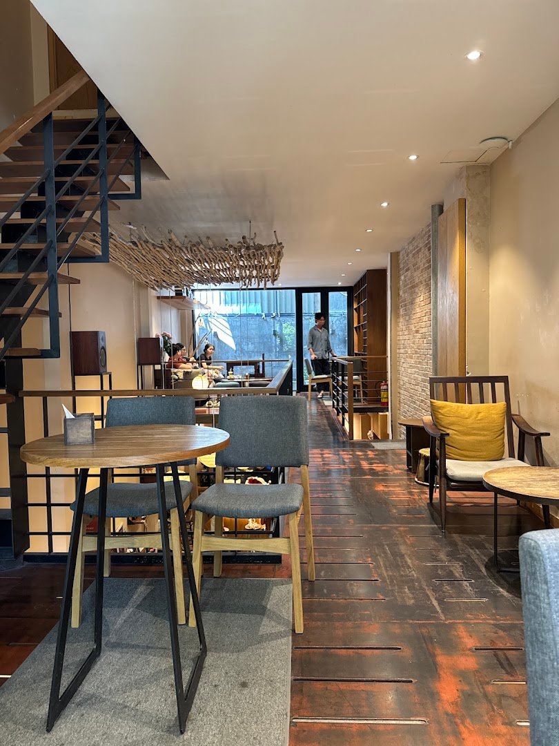 Café Slow specialty coffee shop in Ho Chi Minh City - photo 3