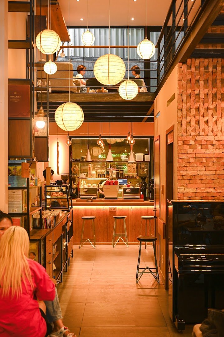 Café Slow specialty coffee shop in Ho Chi Minh City - photo 8
