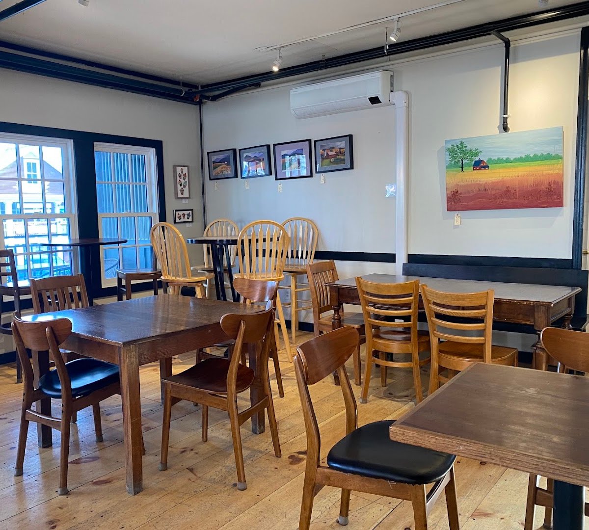 Interior of Black Cap Coffee & Bakery, specialty coffee shop in Stowe