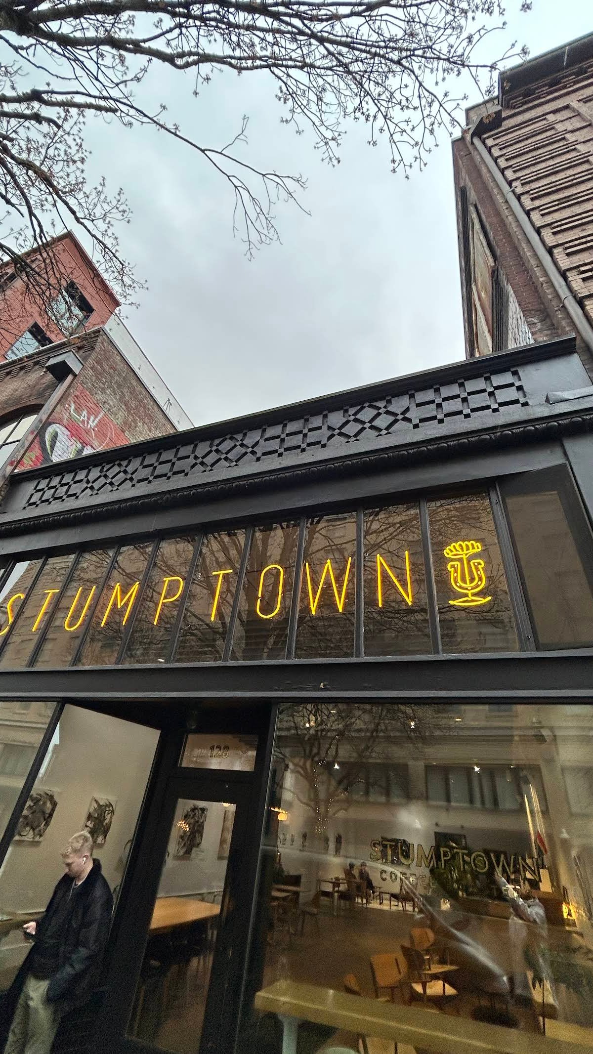 Stumptown Coffee Roasters specialty coffee shop in Portland - photo 7