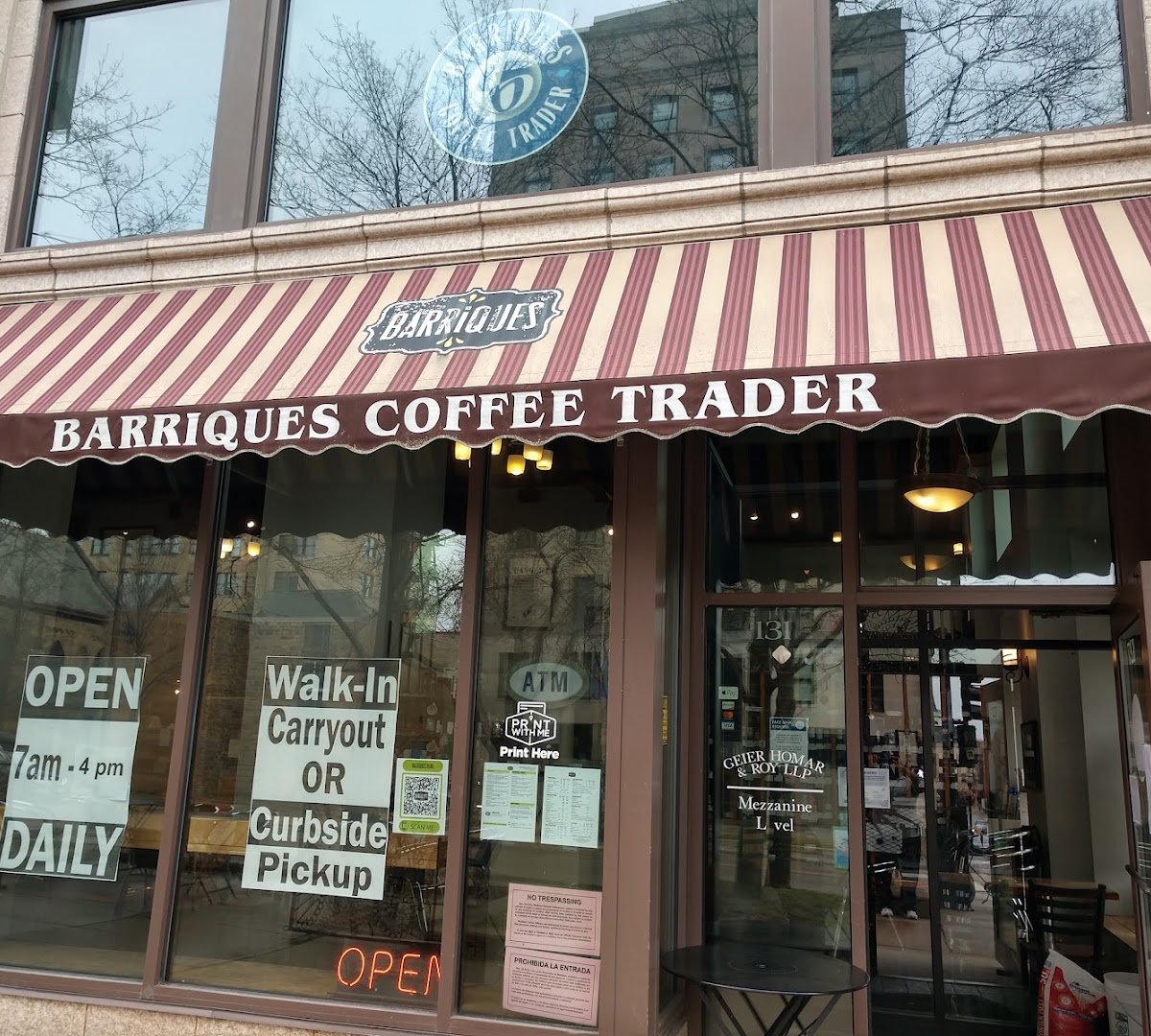 Storefront of Barriques Coffee - West Wash, specialty coffee shop in Madison