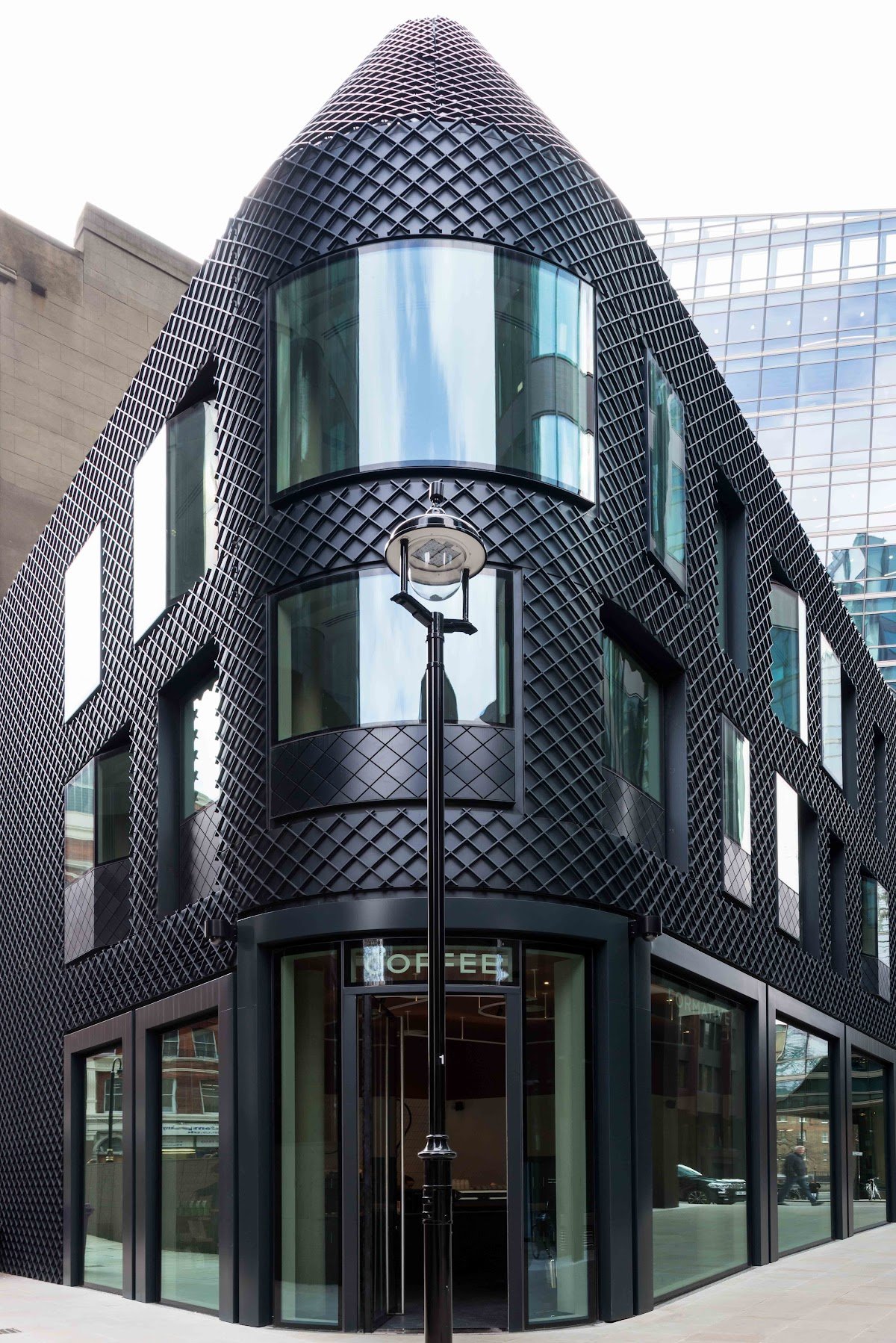 Formative Coffee specialty coffee shop in London - photo 4